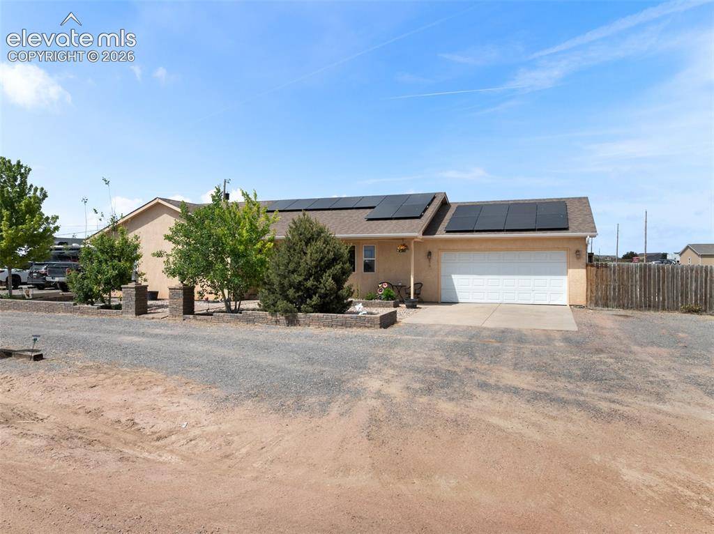 675 E McClave DR, Pueblo, CO 81007