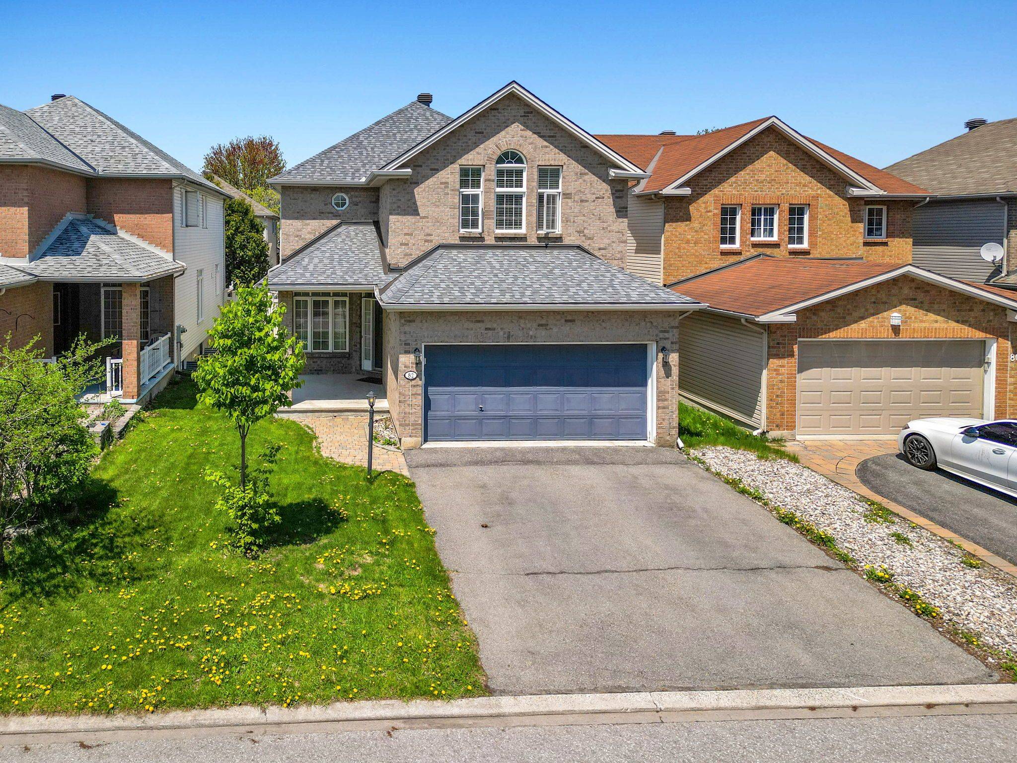 82 Upney DR, Barrhaven, ON K2J 5G6