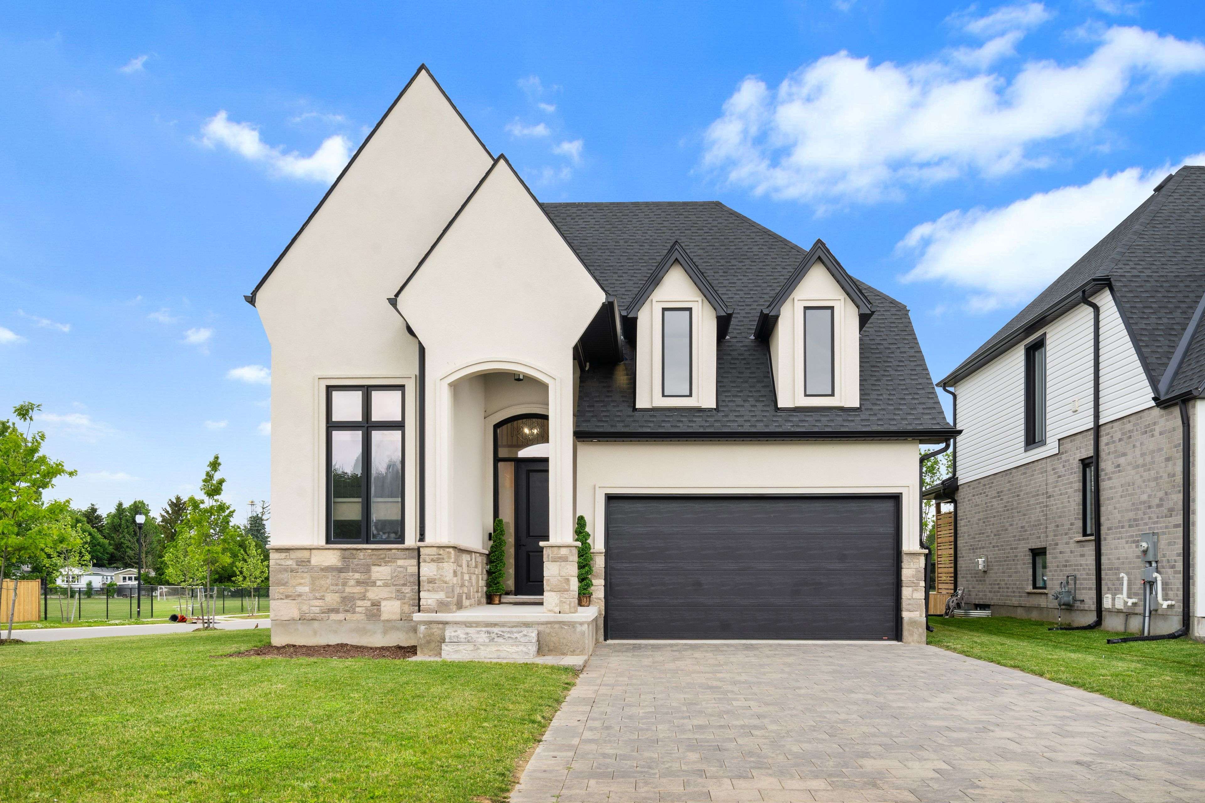 191 Foxborough PL, Thames Centre, ON N0M 2P0
