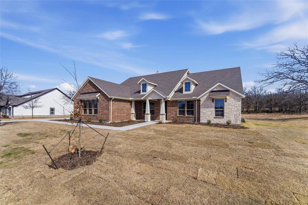 148 Oak Grove Way, Springtown, TX 76082