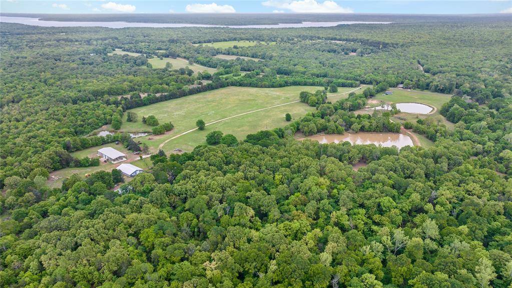 10860 Farm Road 197, Arthur City, TX 75411