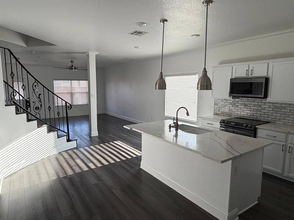 8045 Ballater Drive, Fort Worth, TX 76123