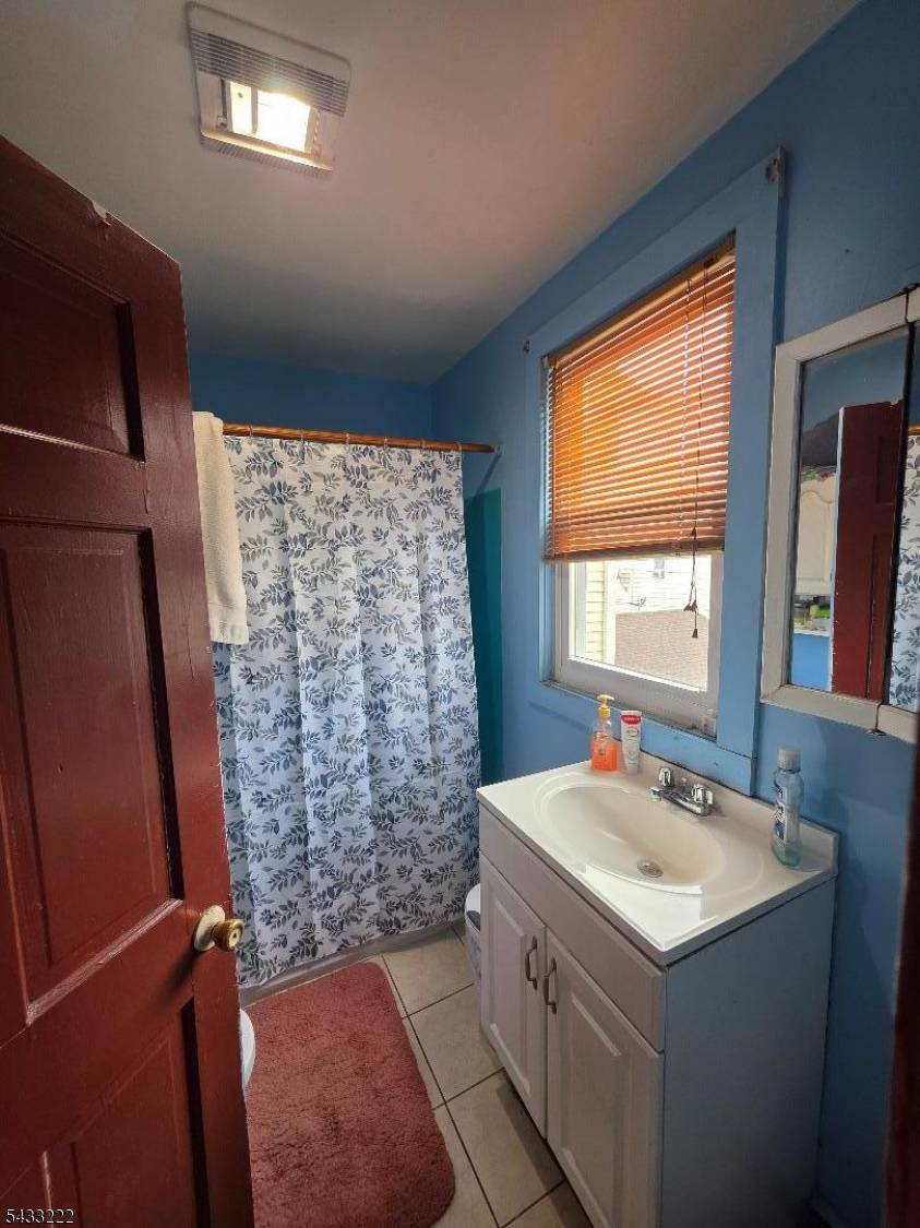 266 Madison St, Passaic City, NJ 07055