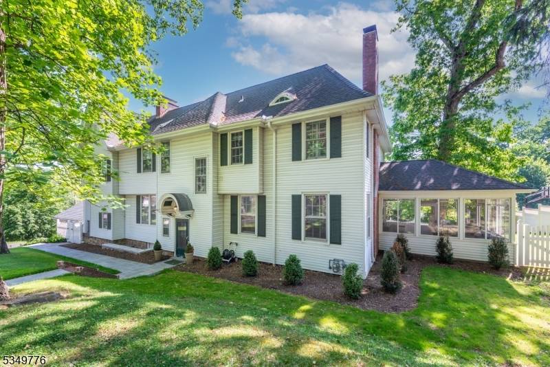 29 Stevens St, Bernardsville Boro, NJ 07924