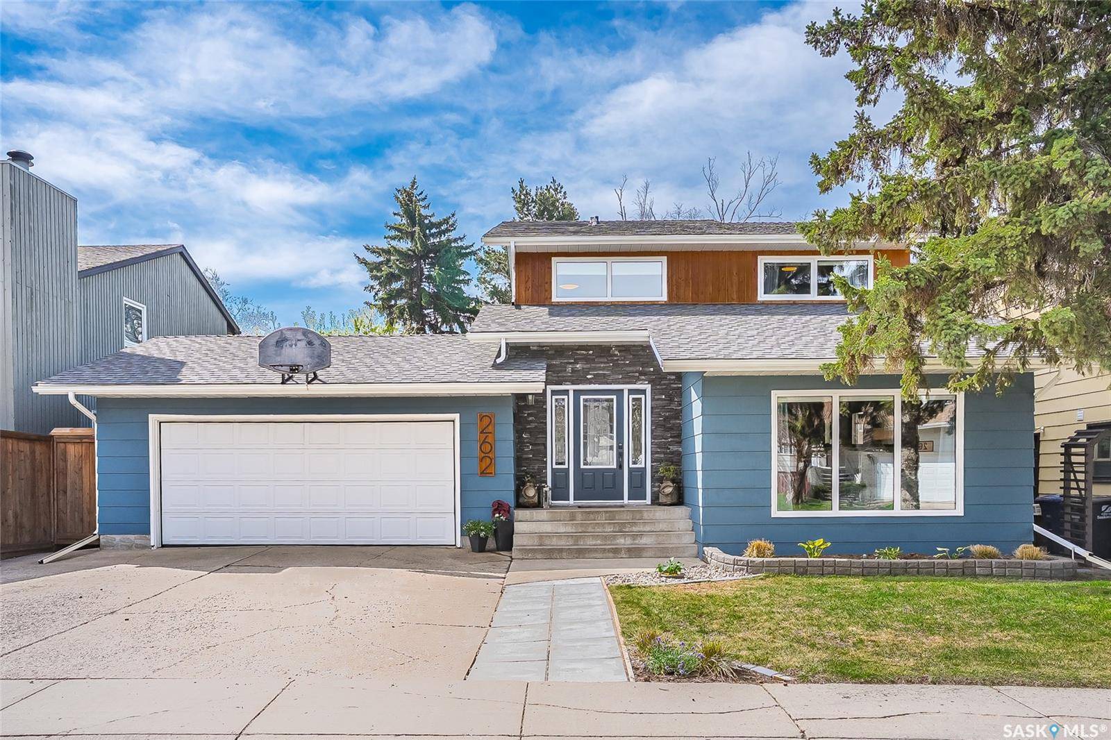 262 Christopher CRESCENT, Saskatoon, SK S7J 3R6