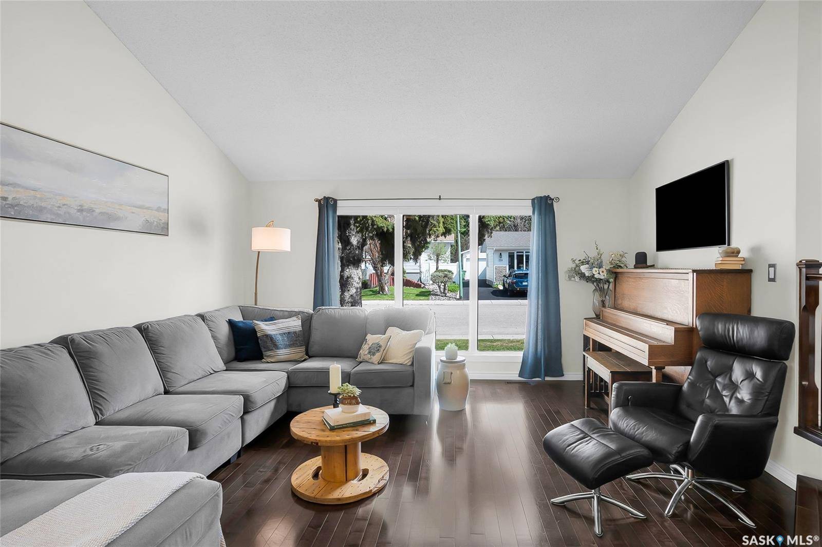 262 Christopher CRESCENT, Saskatoon, SK S7J 3R6