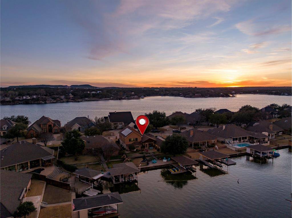 2325 River Road, Granbury, TX 76048