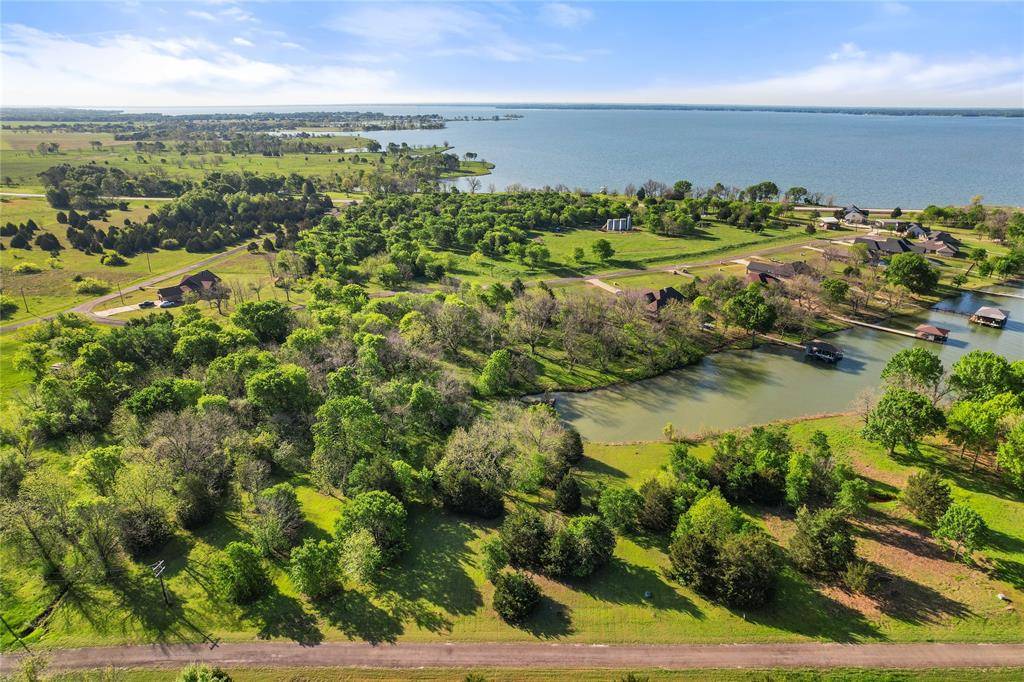 Lot 21,22,23 Embarcadero, Kerens, TX 75144