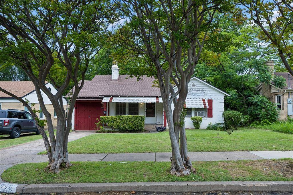 106 N Briscoe Boulevard, Dallas, TX 75211