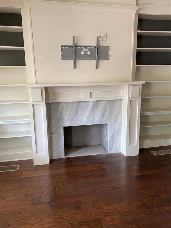 1511 S Adams Street, Fort Worth, TX 76104