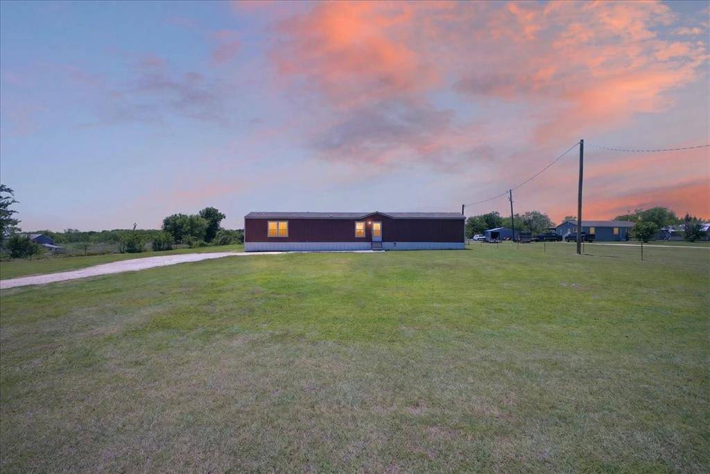 205 Hcr 2216, Aquilla, TX 76622
