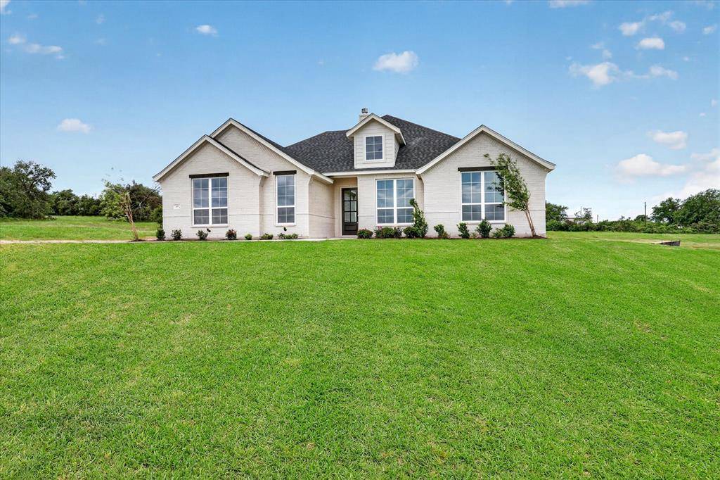 317 Skeen Peak, Springtown, TX 76082