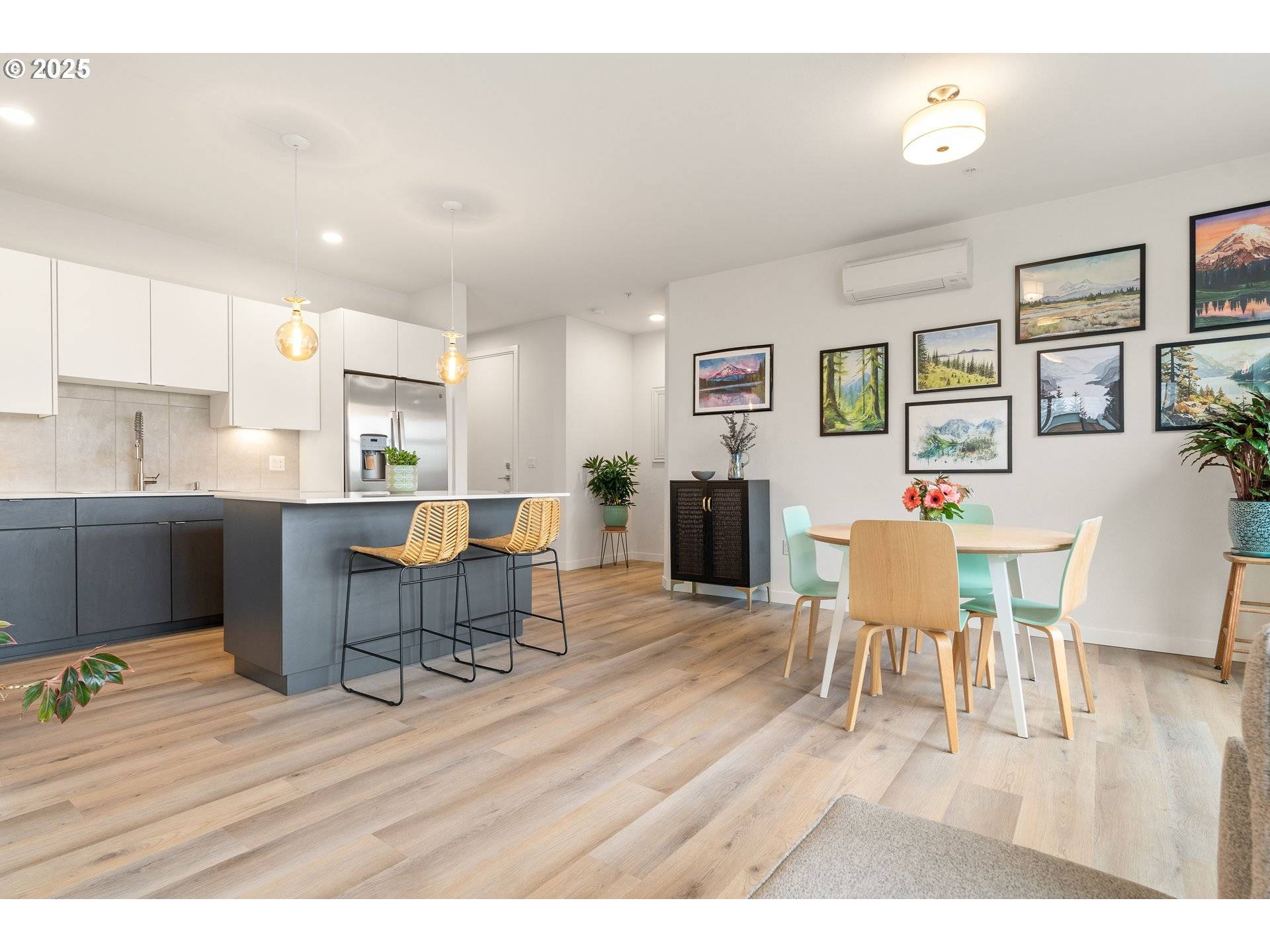 425 NE BRYANT ST #103, Portland, OR 97211