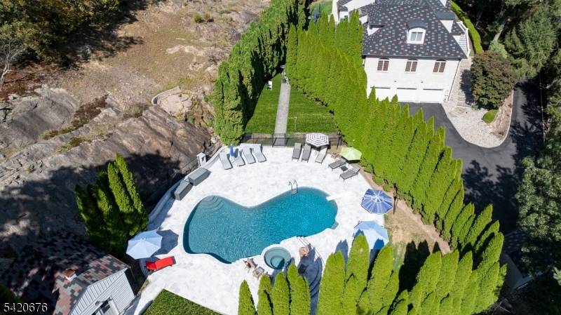 49 Cherokee Ct, Sparta Twp., NJ 07871