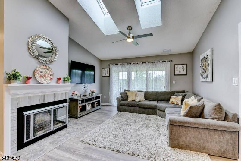 121 Woodward Lane, Bernards Twp., NJ 07920