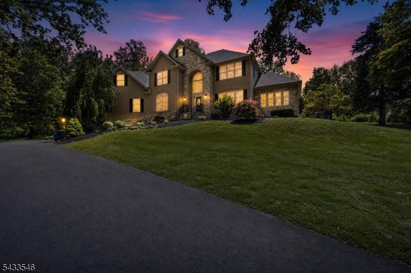 41 Sutton Farm Rd, Delaware Twp., NJ 08822