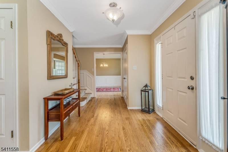 36 Bradley Ln, Bridgewater Twp., NJ 08807