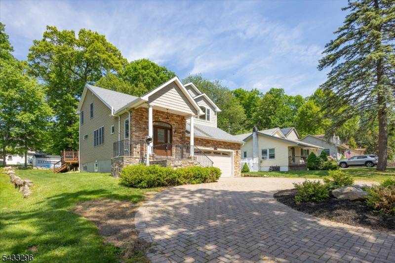 58 W Lake Shore Dr, Rockaway Twp., NJ 07866