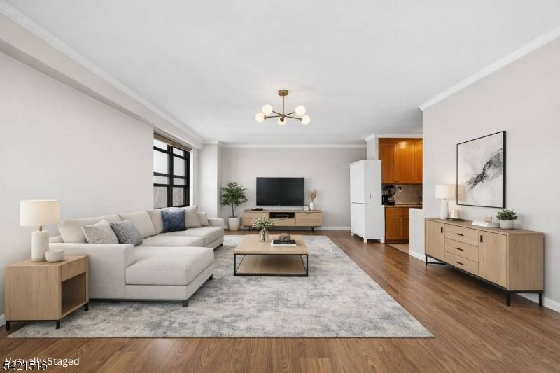 285 Aycrigg Ave #11G, Passaic City, NJ 07055