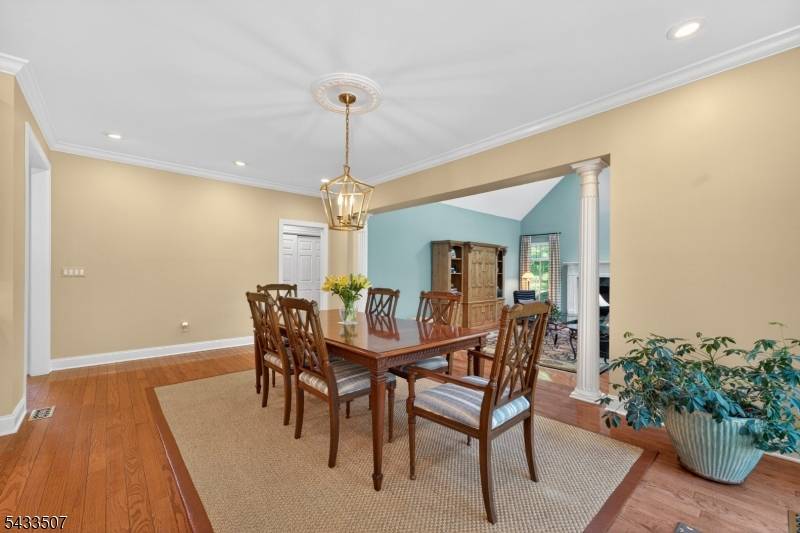 9 Haven Hill Rise, Raritan Twp., NJ 08822