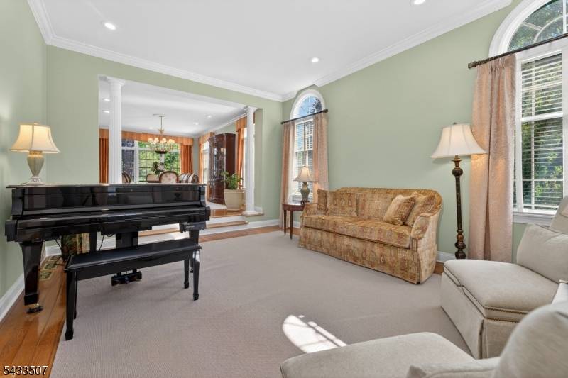 9 Haven Hill Rise, Raritan Twp., NJ 08822