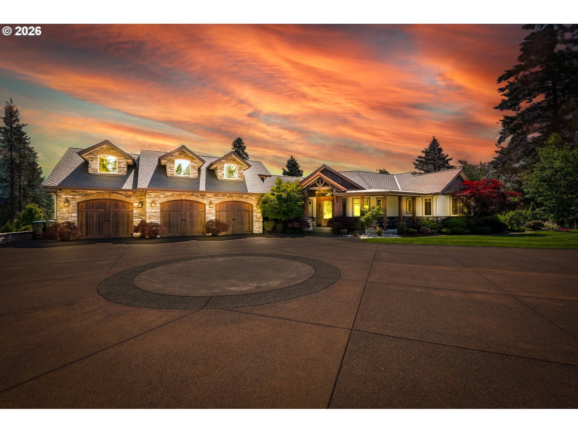 422 JASMINE WAY, Roseburg, OR 97471