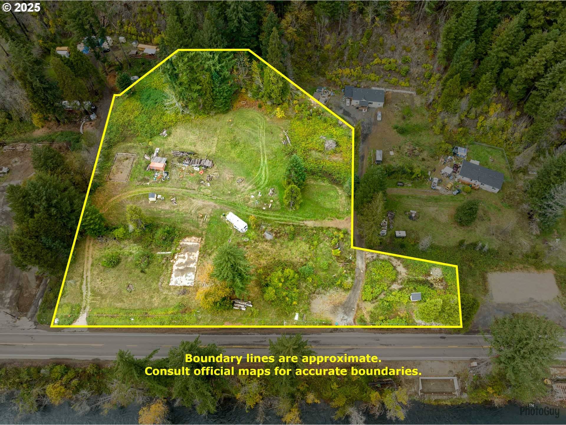 49687 MCKENZIE HWY, Vida, OR 97488