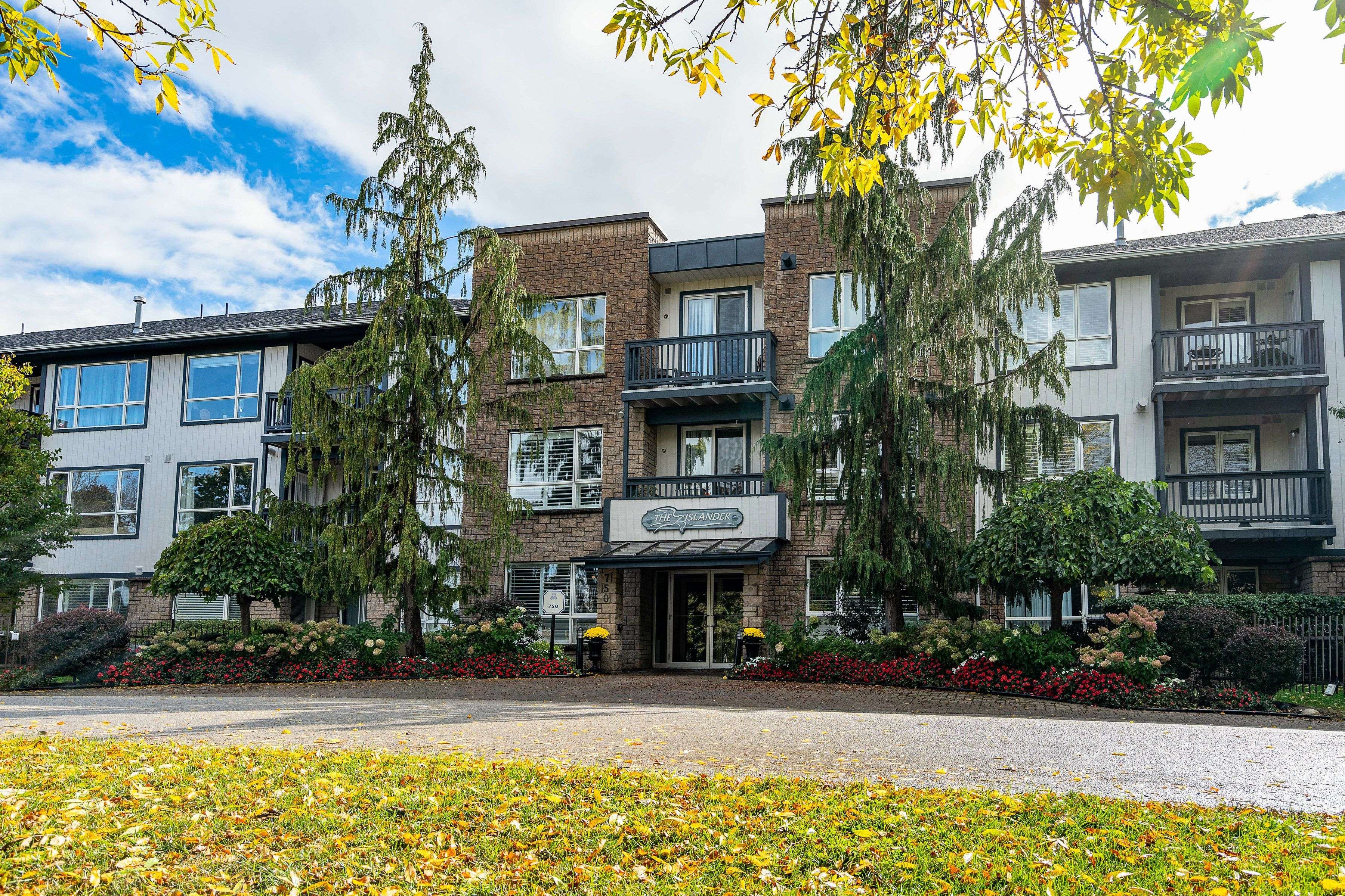750 Johnston Park AVE #2006, Collingwood, ON L9Y 5C7