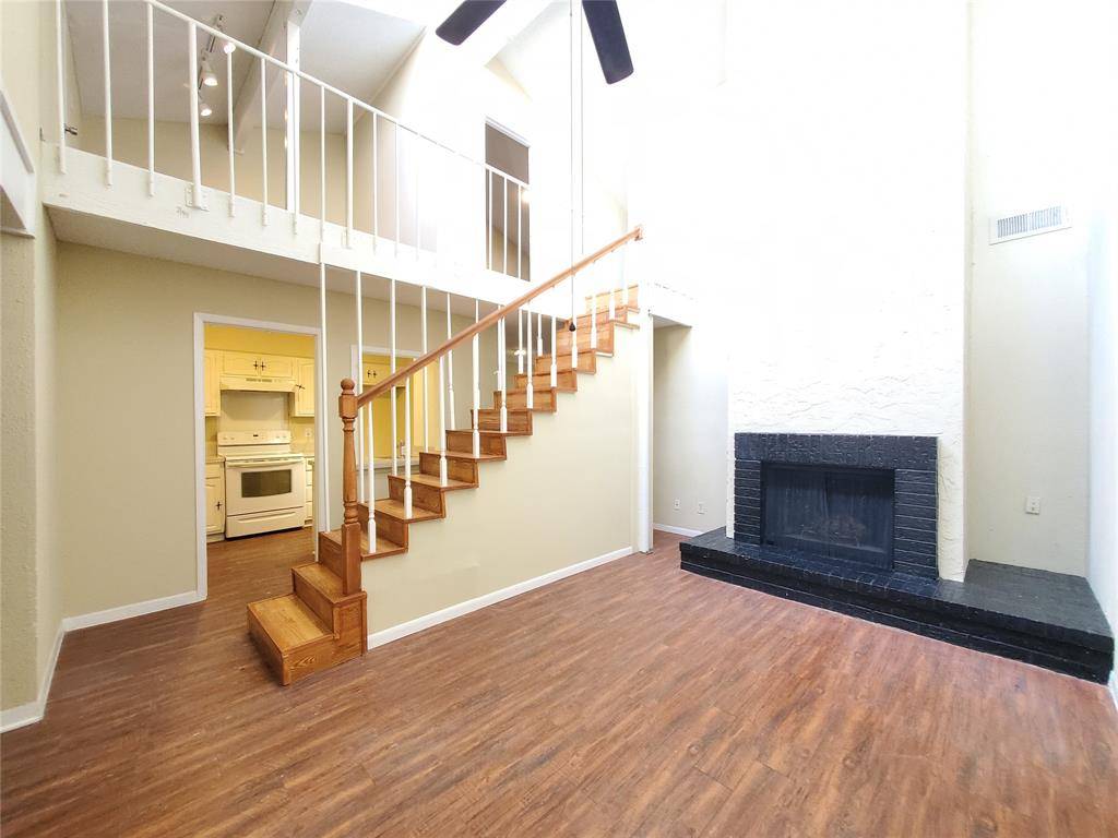 12735 Burninglog Lane, Dallas, TX 75243