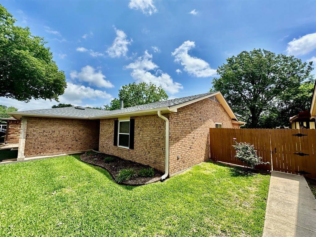 614 Darnel Drive, Mesquite, TX 75149