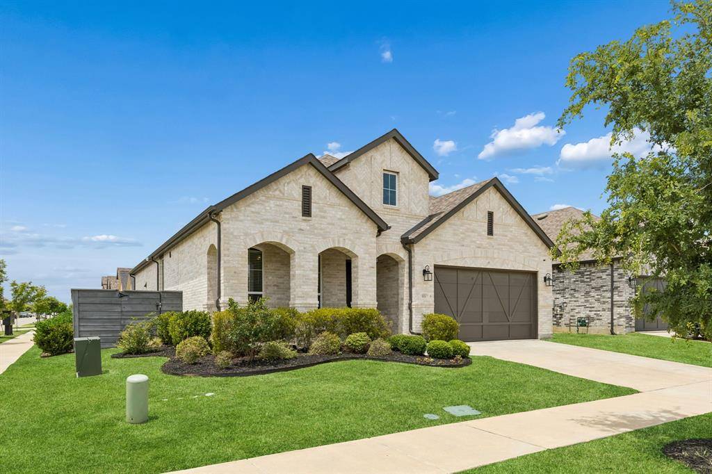 6016 Mapleshade Way, Aubrey, TX 76227