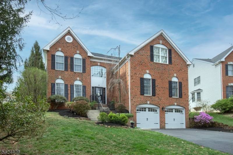 25 Sullivan Dr, Bernards Twp., NJ 07920