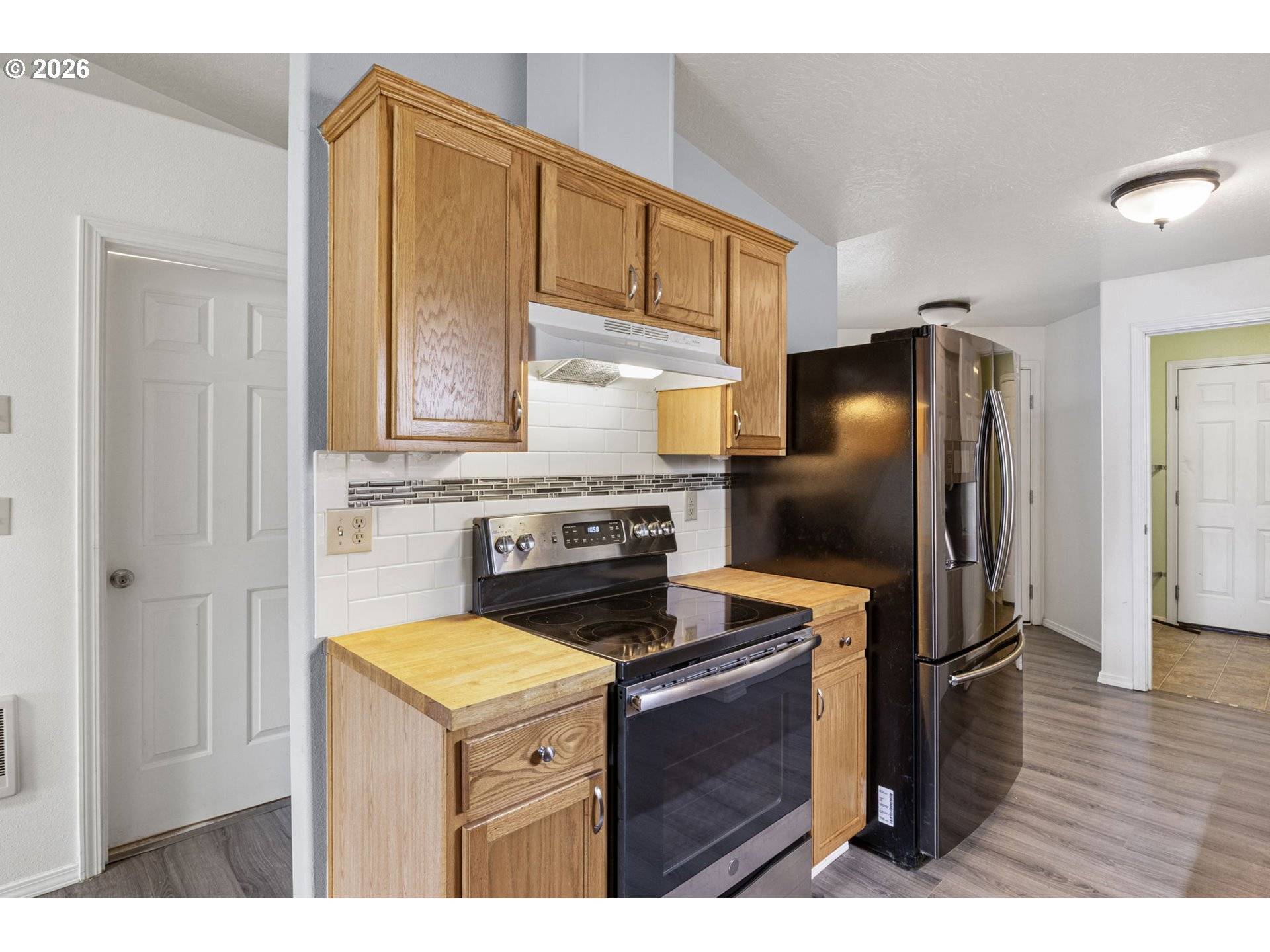 702 BENJAMIN AVE, Cottage Grove, OR 97424