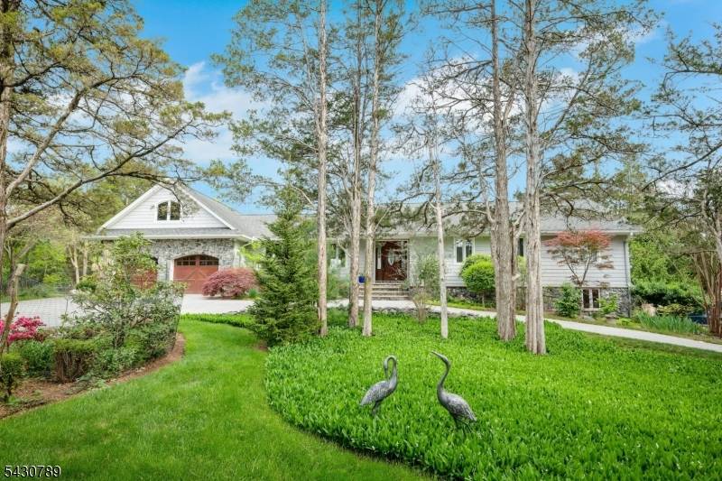 35 Ski Hill Dr, Bedminster Twp., NJ 07921