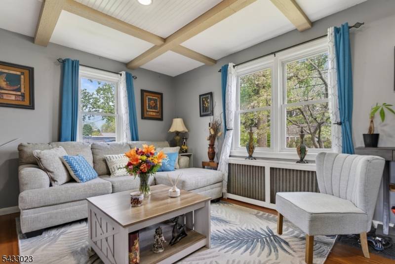 515 Lynda Rd, Lopatcong Twp., NJ 08865