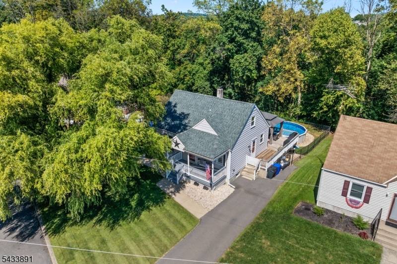 41 N Riverview Rd, Phillipsburg Town, NJ 08865