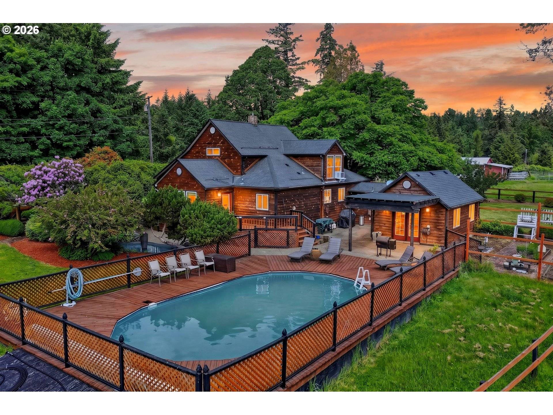 20556 S MAY RD, Oregon City, OR 97045