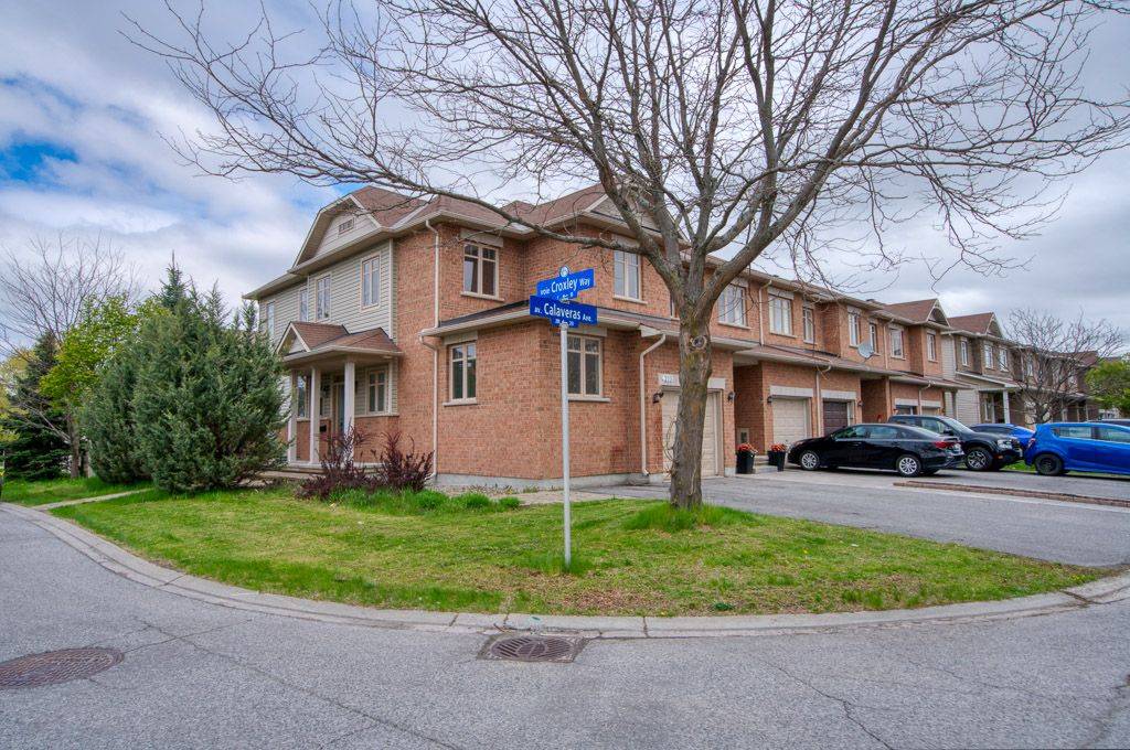 210 Calaveras AVE, Barrhaven, ON K2J 5K5