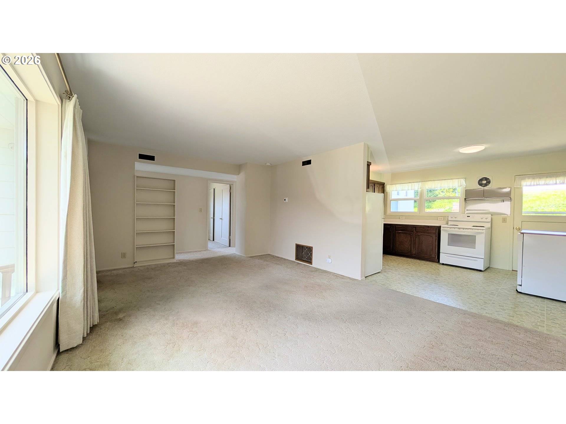 1778 JUNIPER AVE, Coos Bay, OR 97420