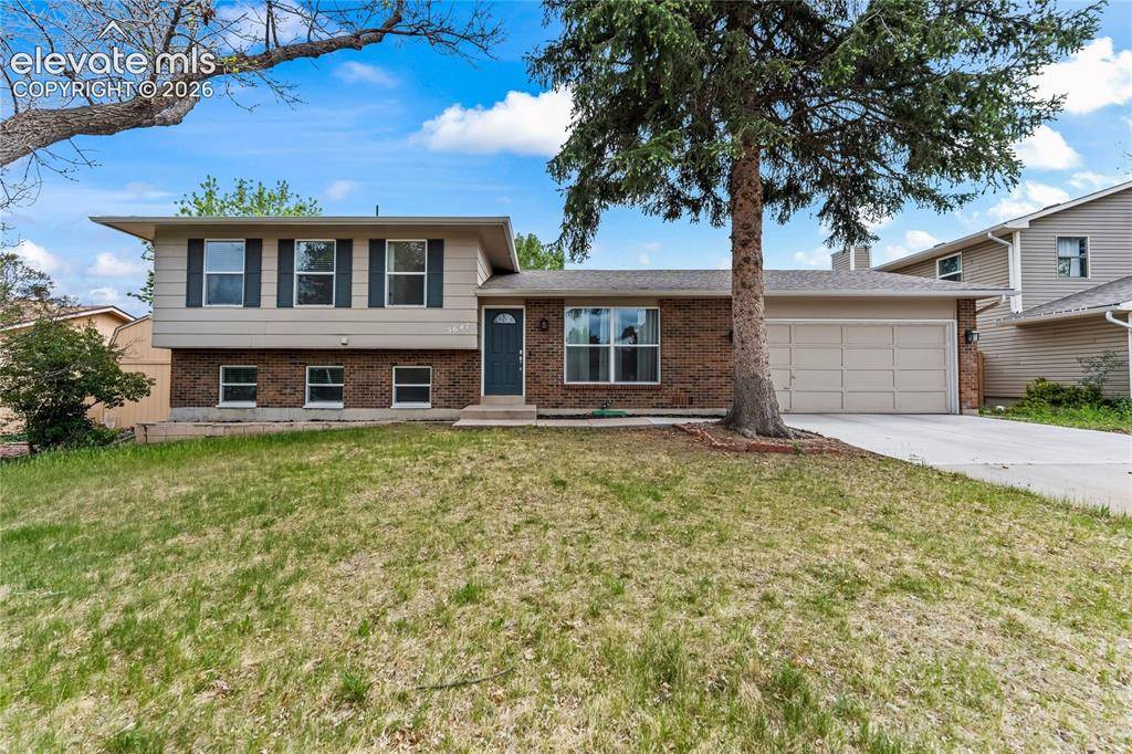5647 Trout Creek Pass DR, Colorado Springs, CO 80917