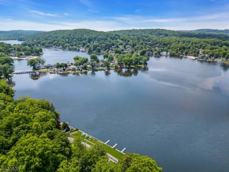12 E Shore Rd, Denville Twp., NJ 07834