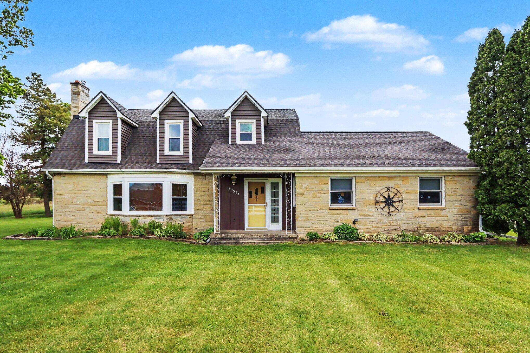 29561 E Red Arrow HWY, Antwerp Twp, MI 49079