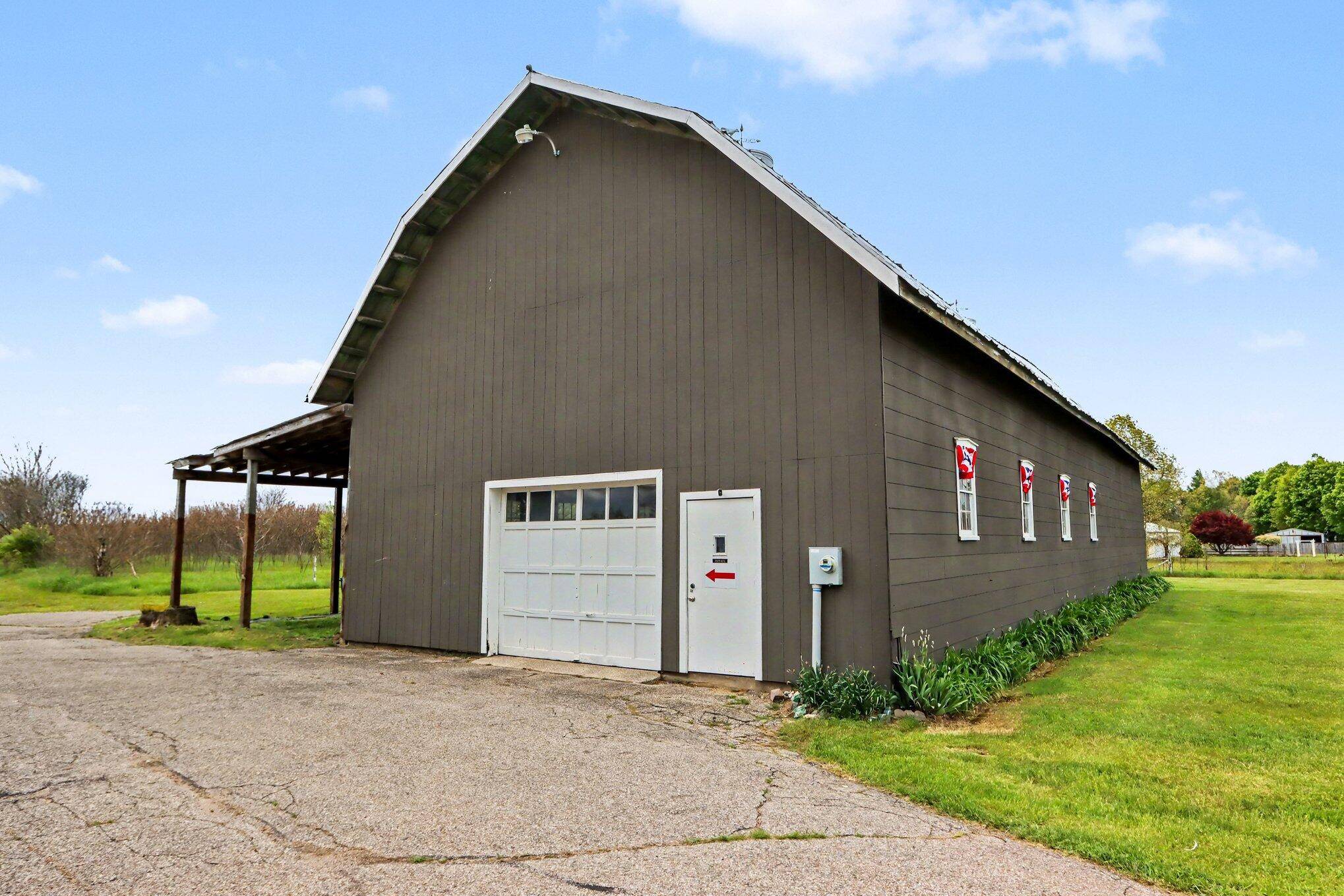 29561 E Red Arrow HWY, Antwerp Twp, MI 49079