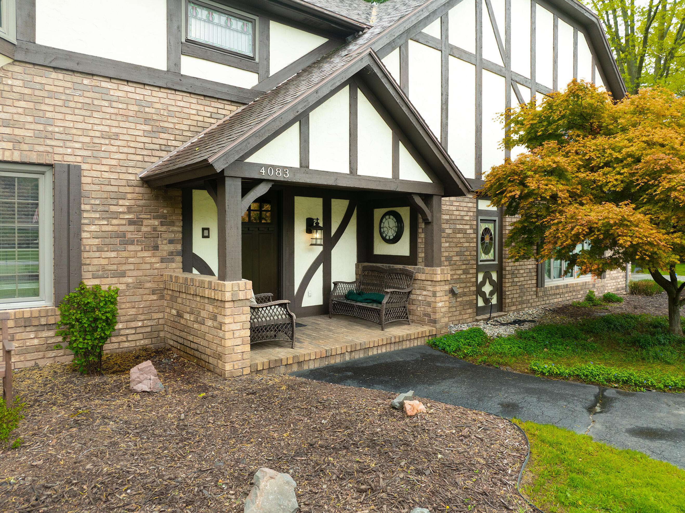 4083 Braeburn DR, Norton Shores City, MI 49441