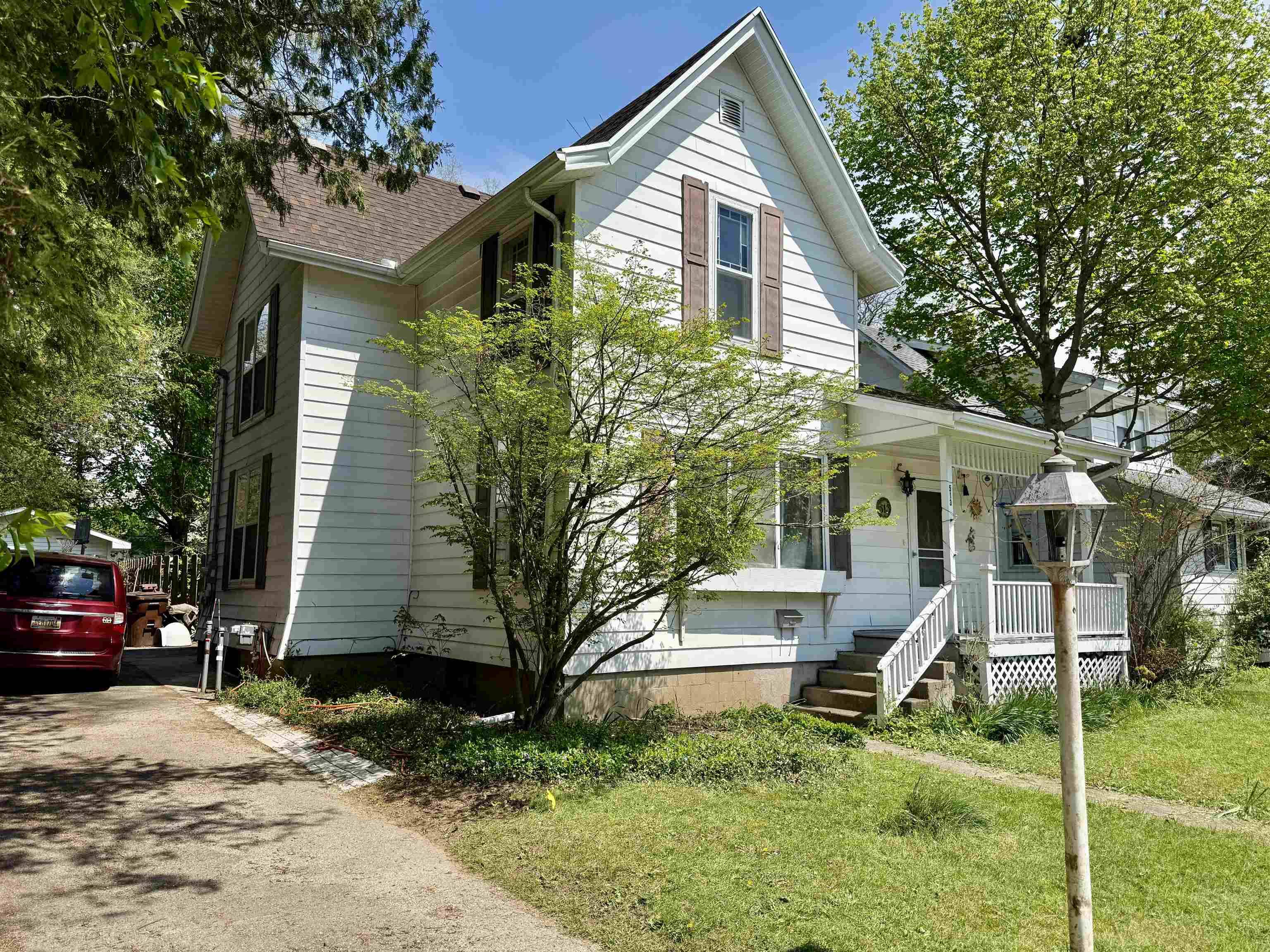 513 Walnut ST, Alma, MI 48801