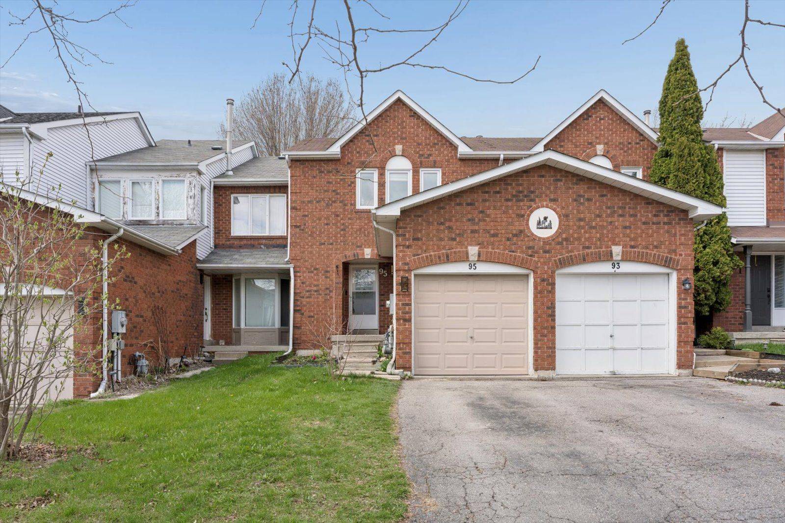 95 Vail Meadows CRES, Clarington, ON L1C 4T3