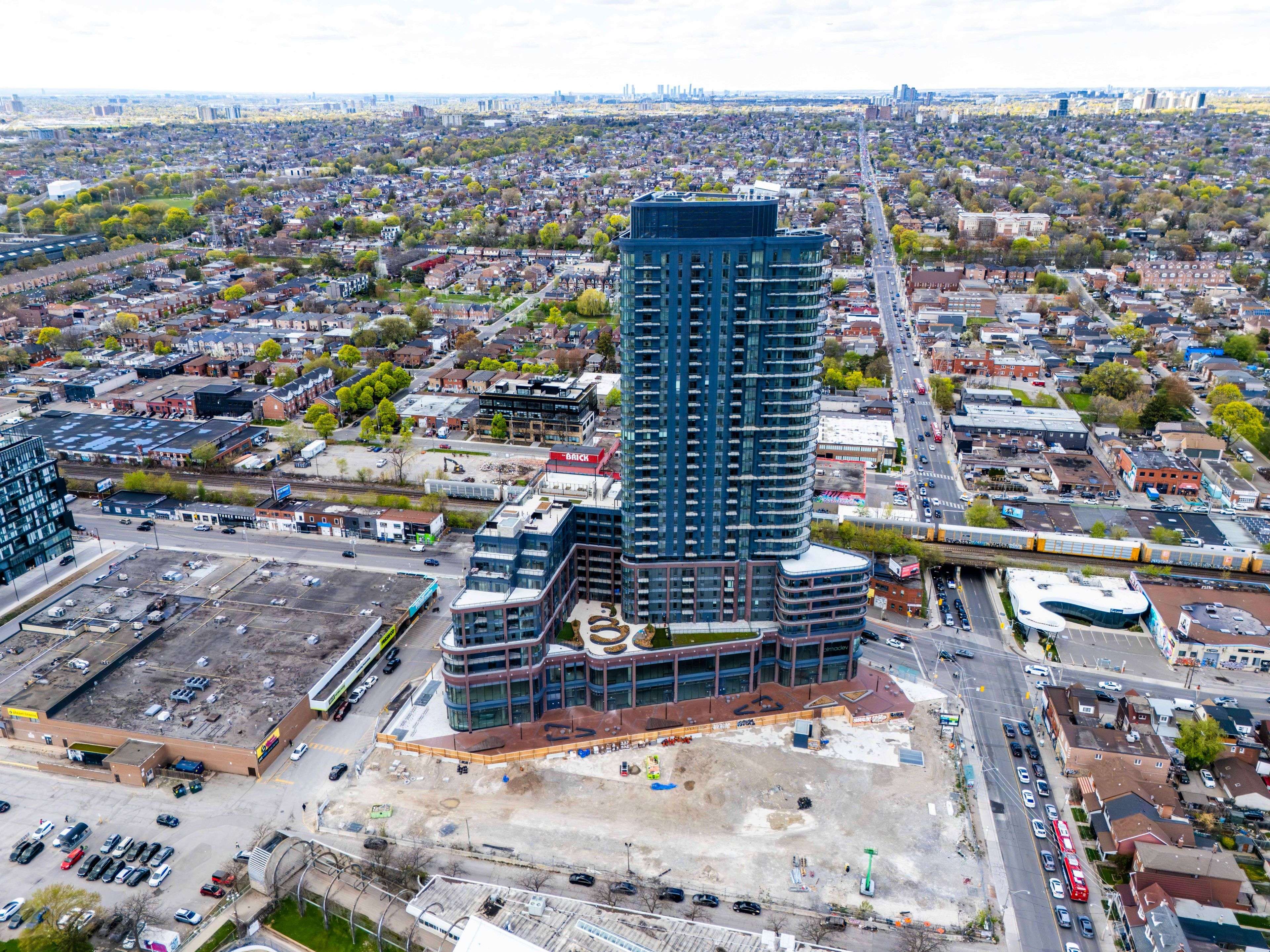 1185 Dupont ST #1601, Toronto W02, ON M6H 0G5