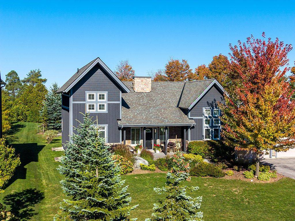 174 High Bluff LN, Blue Mountains, ON N0H 2P0