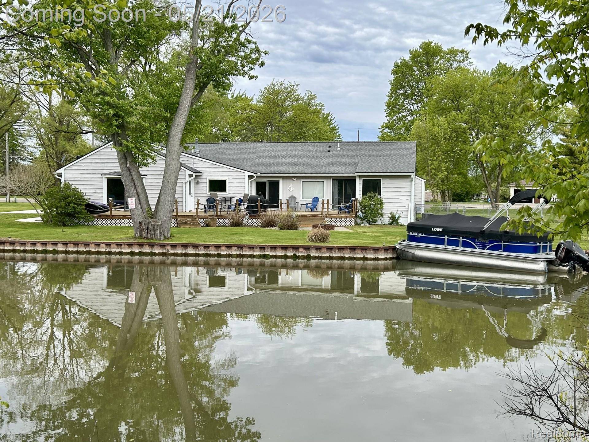 9831 Kress RD, Hamburg Township, MI 48169