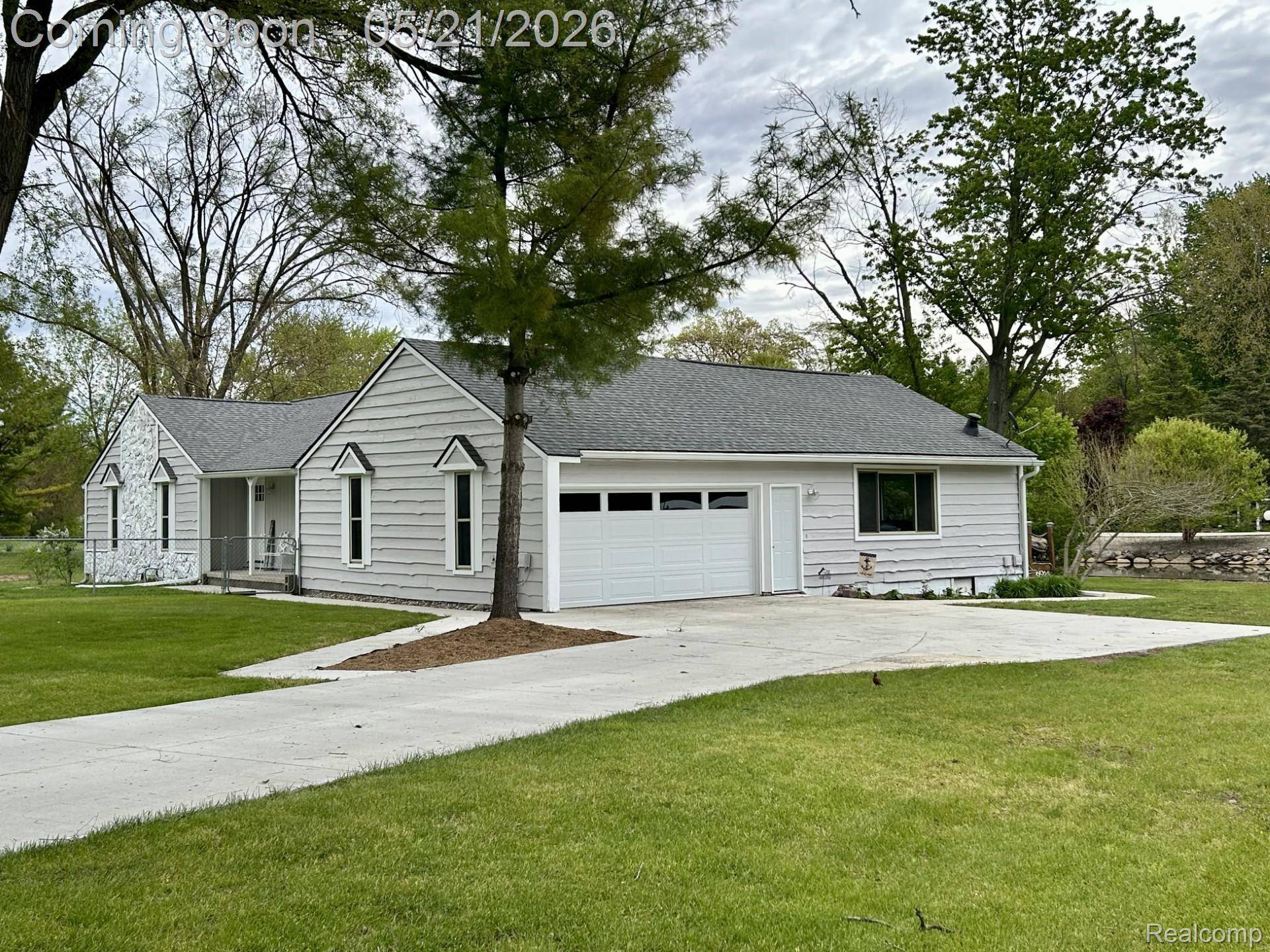 9831 Kress RD, Hamburg Township, MI 48169
